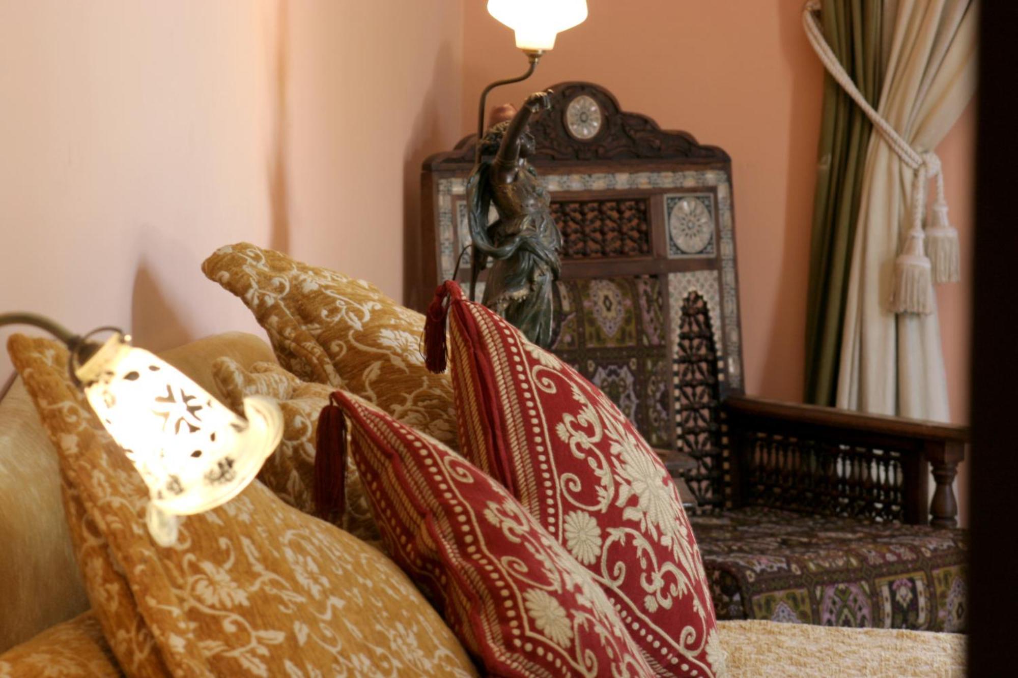 Dar Ayniwen Garden Hotel & Bird Zoo Marrakesh Exterior foto